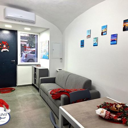 Savoia 215 - Azzurra Guest House - Napoli Exterior foto